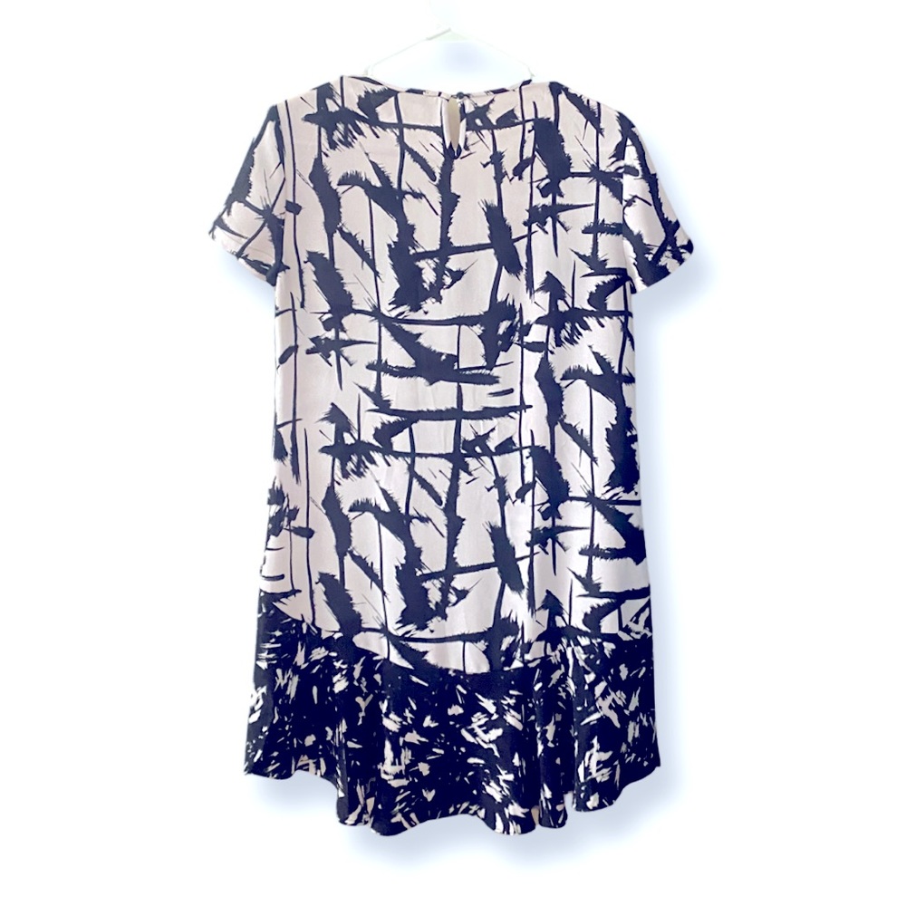 Abstract print BCBGMAXAZRIA dress - Picture 2 of 4
